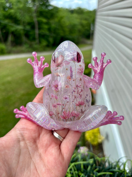 Frog Wildflowers Pink