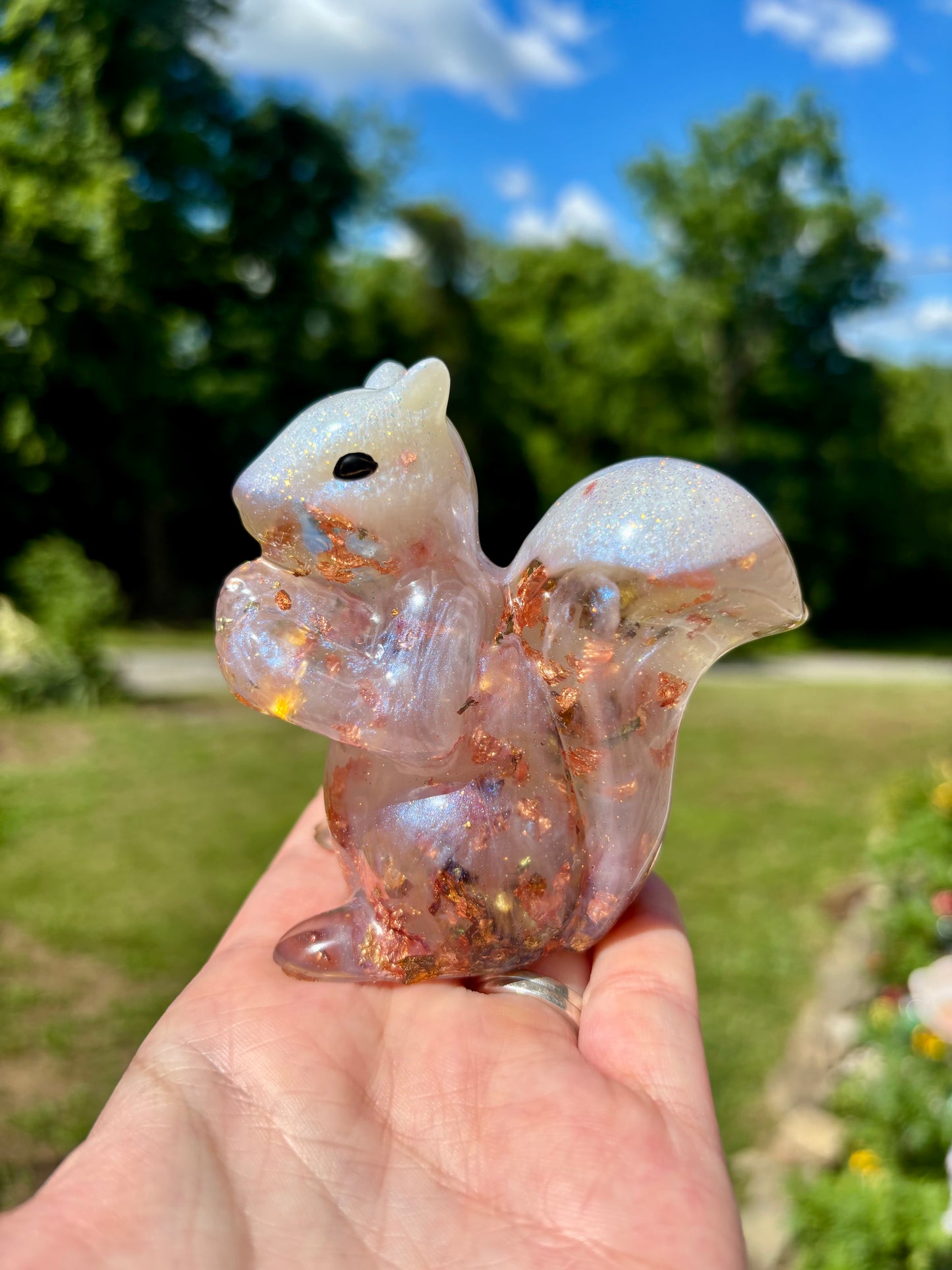 LARGE Squirrel Opal/Gold Flake